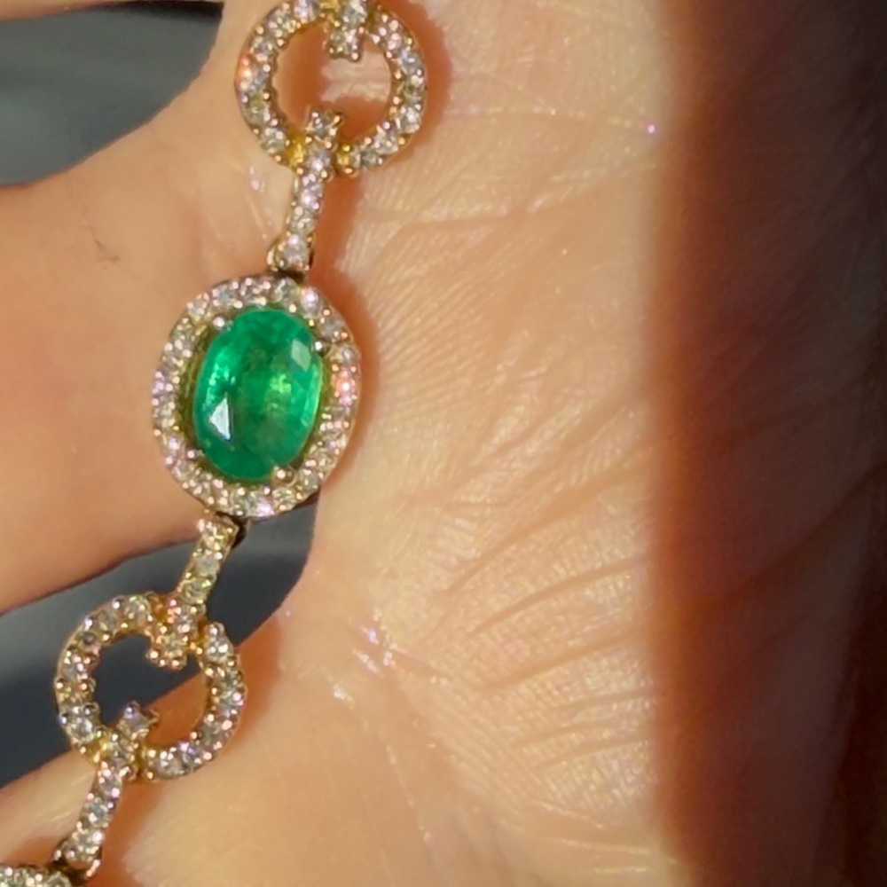 Effy 14 karat gold 8 carats emerald and diamond Necklace - Picture 10 of 15